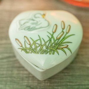 Swan Trinket Box in Heart Shape with Lid